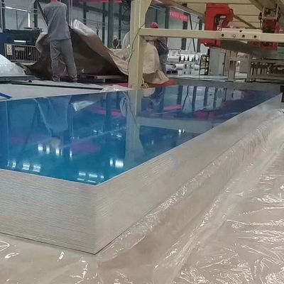 Srebrna aluminiowa blacha falista o grubości 0,1–200 mm Opakowanie na paletę drewnianą